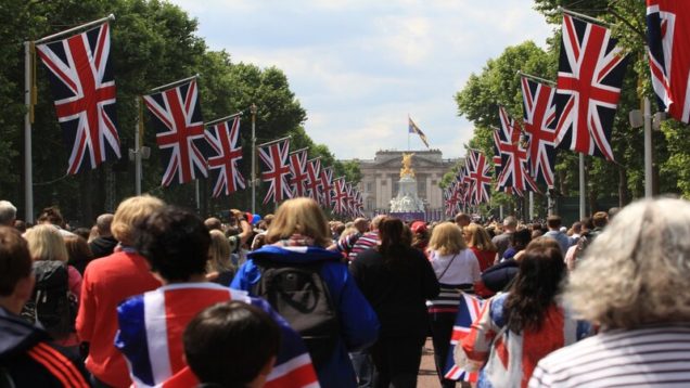 rsz_queens-platinum-jubilee-gf5cf673f1_1280