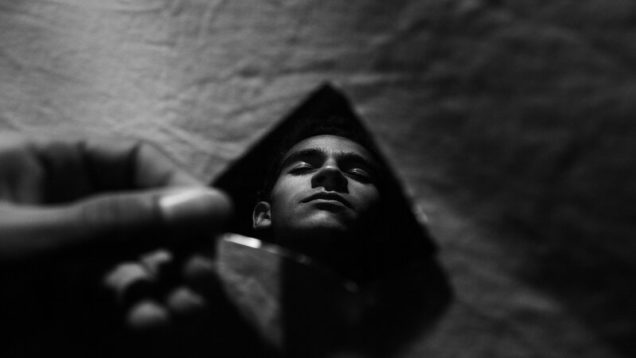 rsz_mirror-3864155_1920
