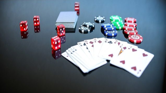 rsz_poker-1564042_1280
