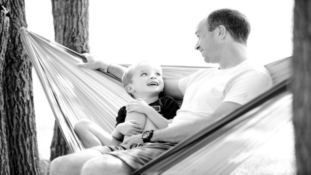 rsz_1father-1633655_1280