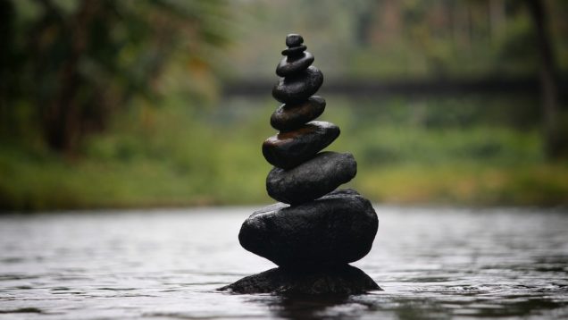 pebbles-2020100_1280